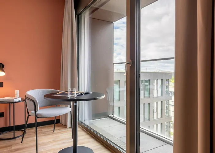 Szálloda The Base München