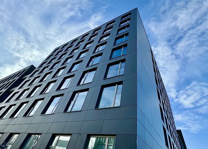 The Base Szálloda München