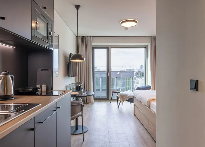 The Base Szálloda München