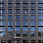 Hotel The Base 3*